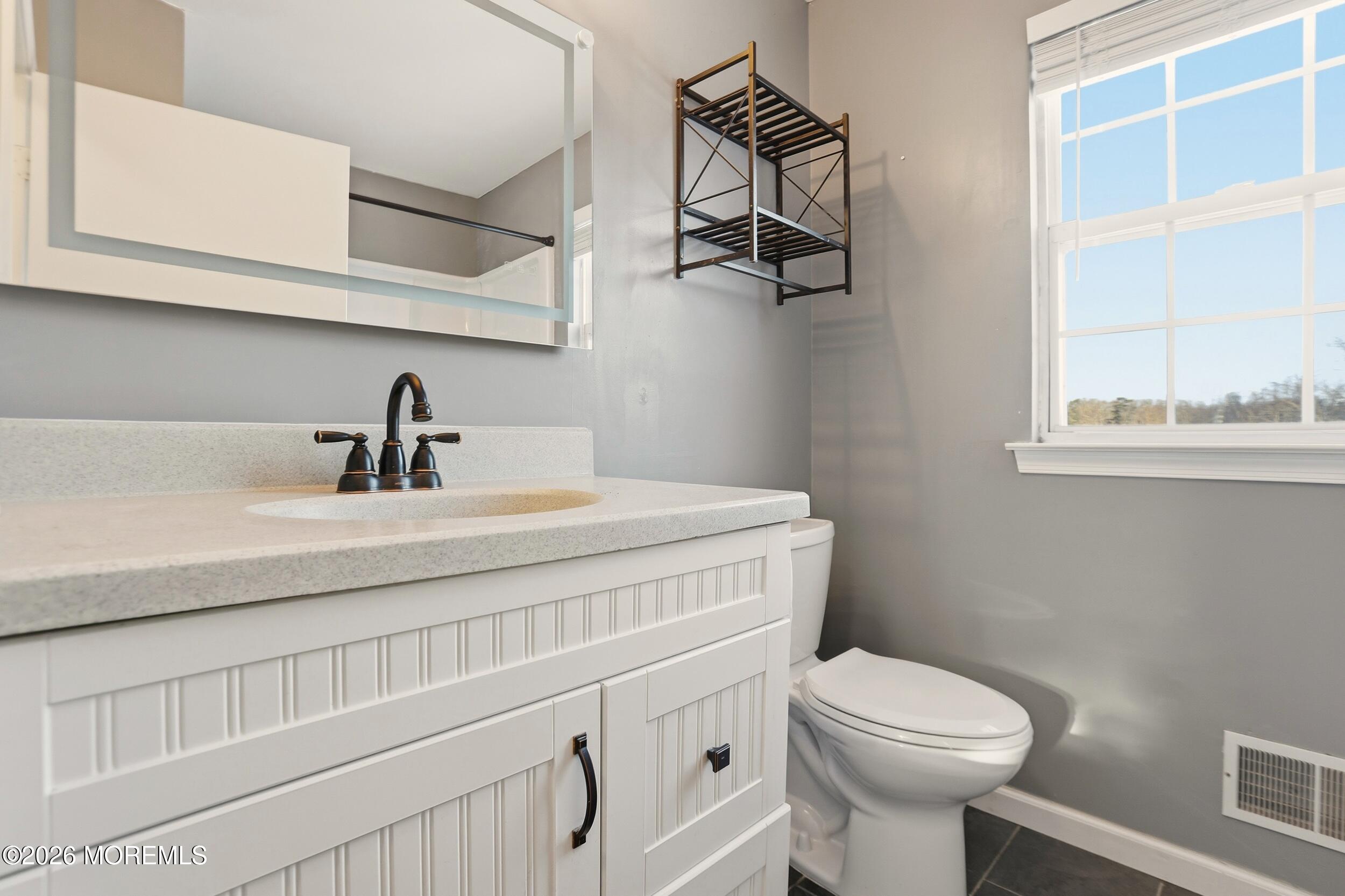 6 Hummingbird Way Jackson, NJ 08527 - Photo 10 of 13 IMG_2570