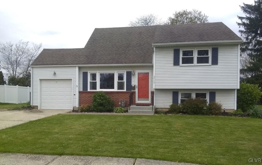3019 Shakespeare Road Bethlehem, PA 18017 - Photo 1 of 21 Front