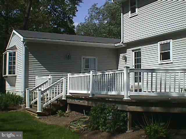 10 Hickory Road Carlisle, PA 17015 - Photo 4 of 12 Gallery Image 4