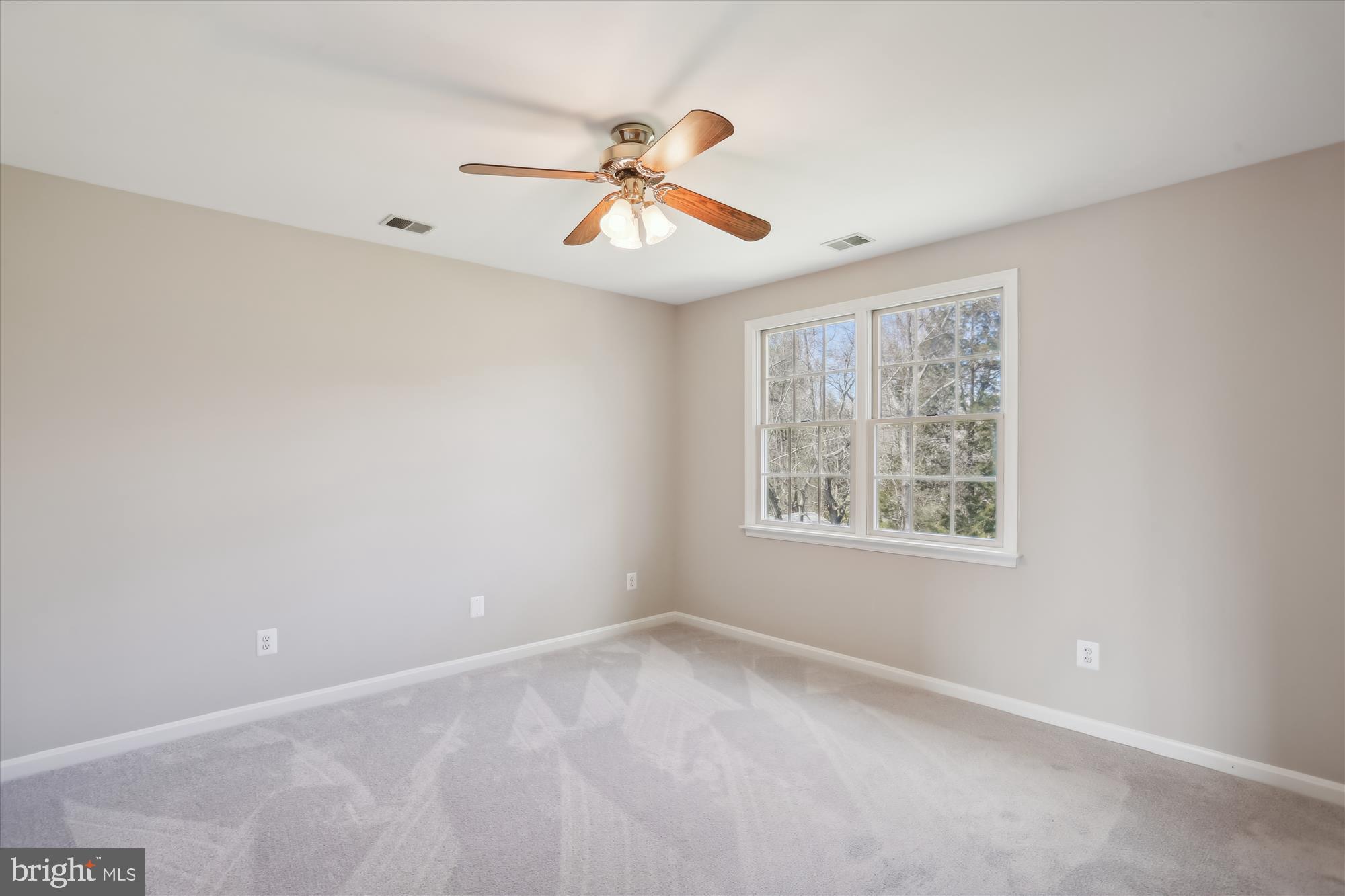 13424 Query Mill Road North Potomac, MD 20878 - Photo 31 of 66 Bedroom 3
