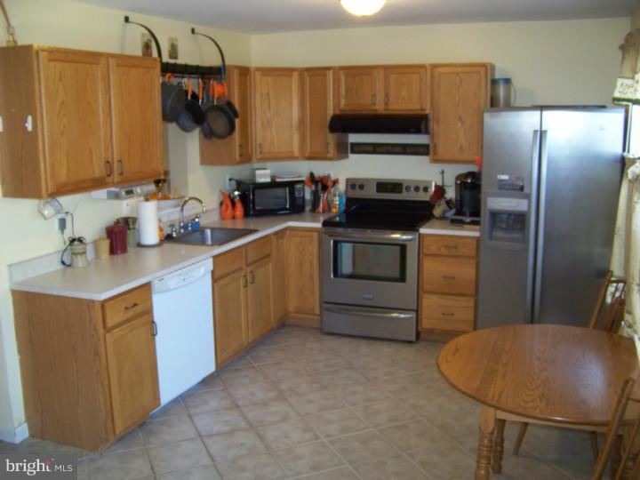 17-2 Cranberry Ridge Reading, PA 19606 - Photo 4 of 23