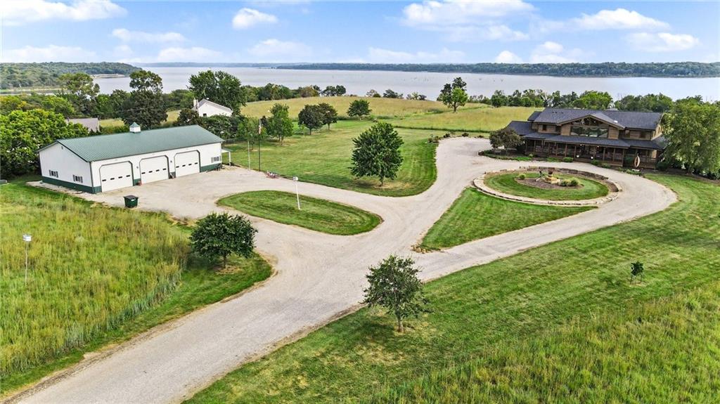 521 North 1450th Road Lawrence, KS 66049 - Photo 15 of 77 Gallery Image 15