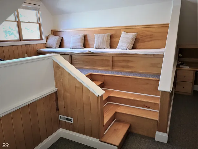 $3,900 | 131 1st Avenue Northwest, Carmel, IN 46032