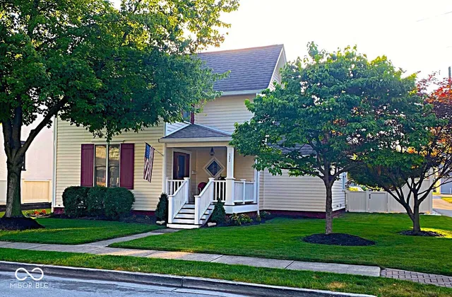 $3,900 | 131 1st Avenue Northwest, Carmel, IN 46032