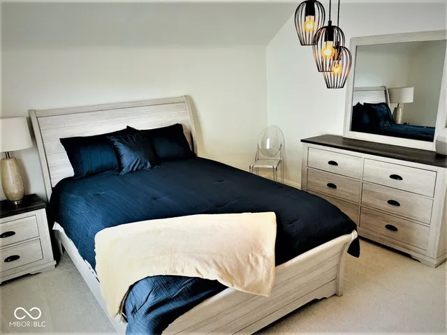 $3,900 | 131 1st Avenue Northwest, Carmel, IN 46032