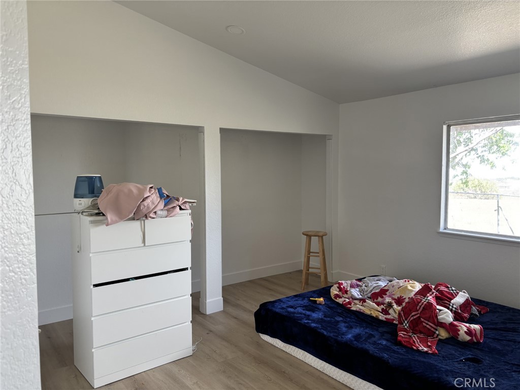 9591 Colfax Road Phelan, CA 92371 - Photo 8 of 24 MASTER BEDROOM