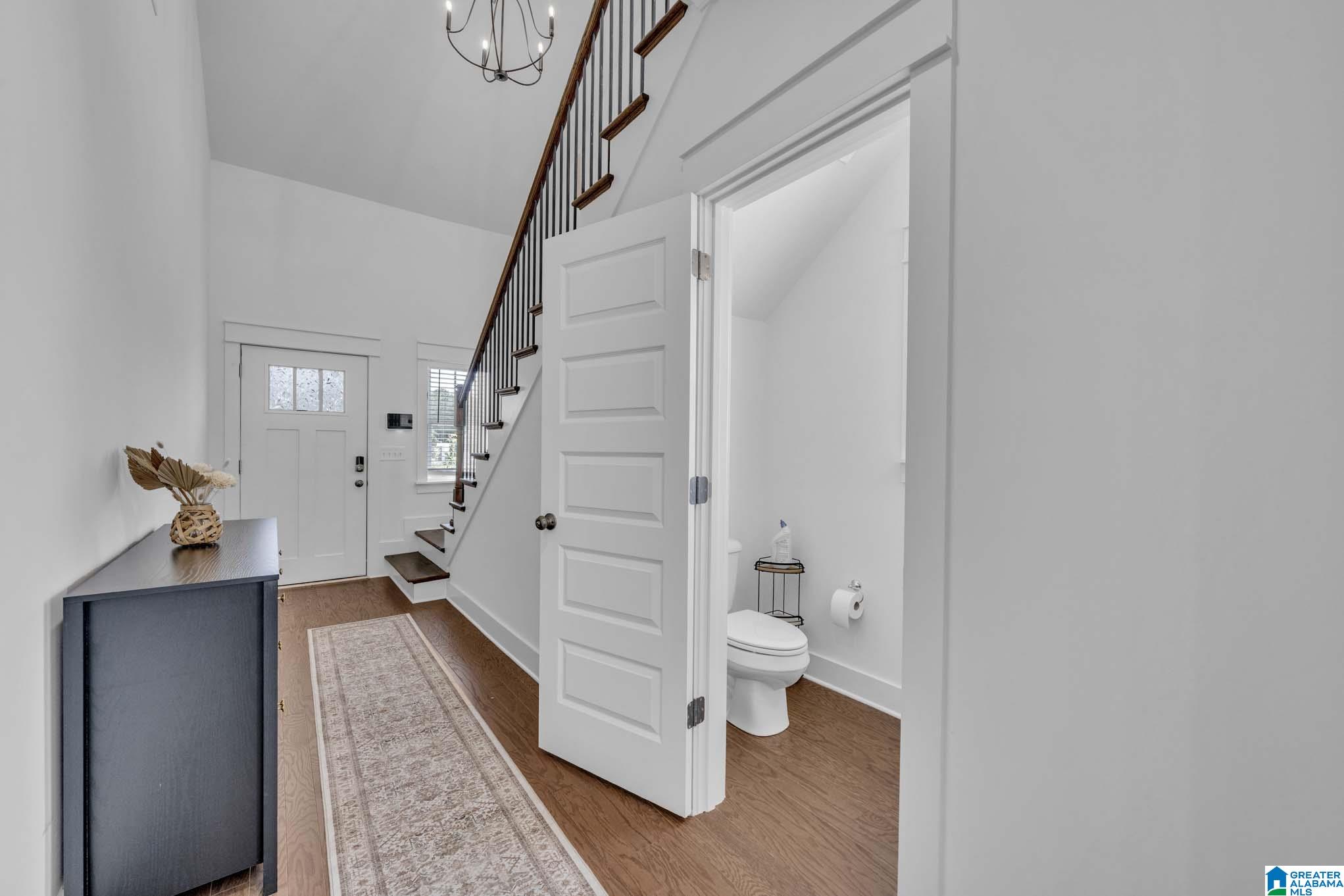 104 Huntley Rdg Drive Pelham, AL 35124 - Photo 3 of 35