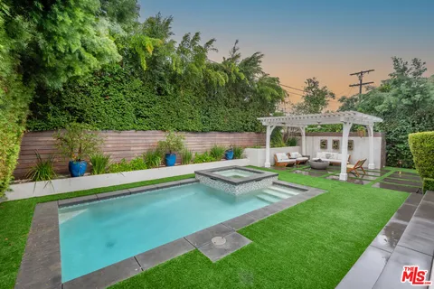$2,550,000 | 4616 Ventura Canyon Avenue, Sherman Oaks, CA 91423