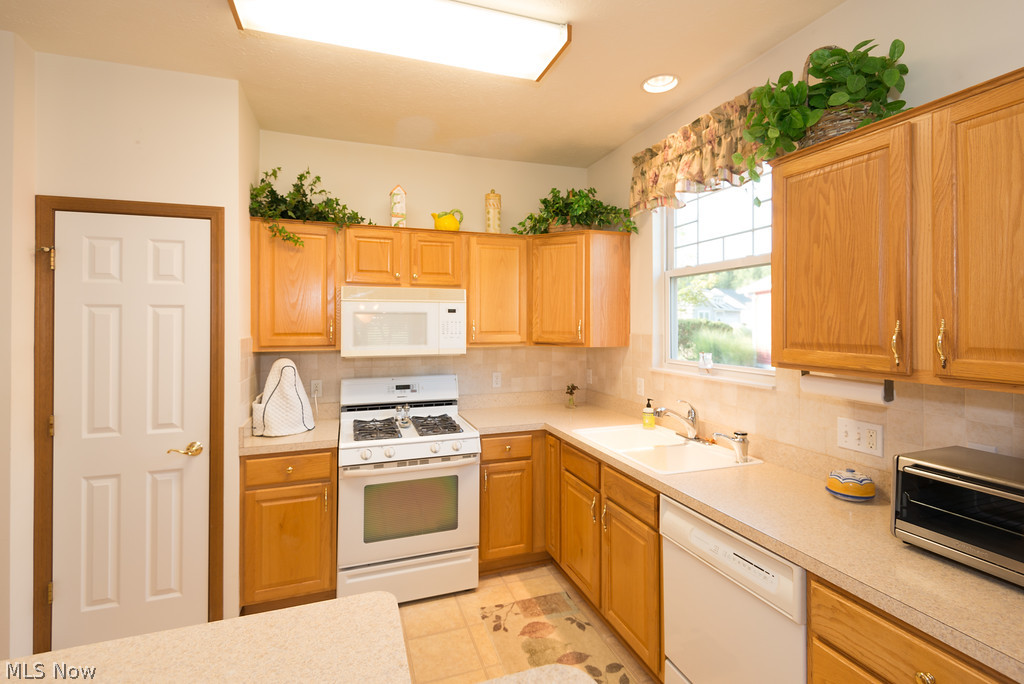 2349 Roxbury Road Avon, OH 44011 - Photo 10 of 25 Gallery Image 10