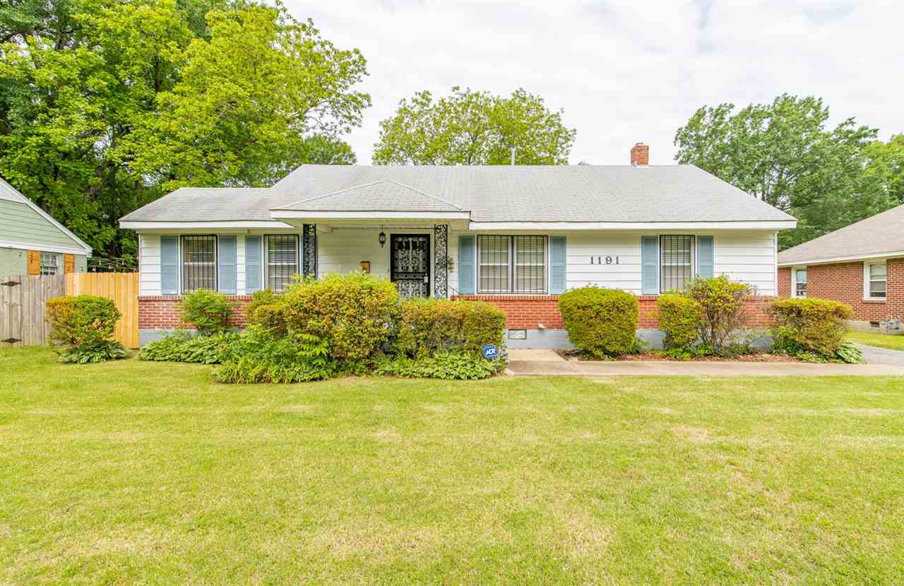 1191 Colonial Road Memphis, TN 38117 - Photo 2 of 24 Great Colonial Acres Home Just Listed!