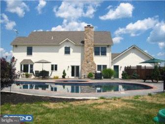 448 Frogtown Road Kintnersville, PA 18930 - Photo 4 of 5 Gallery Image 4