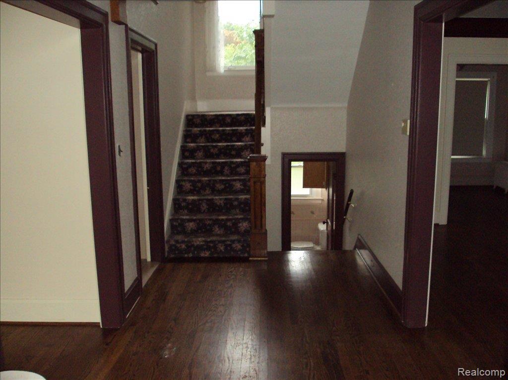 972 Westchester Road Grosse Pointe, MI 48230 - Photo 4 of 6 DSC00052.JPG