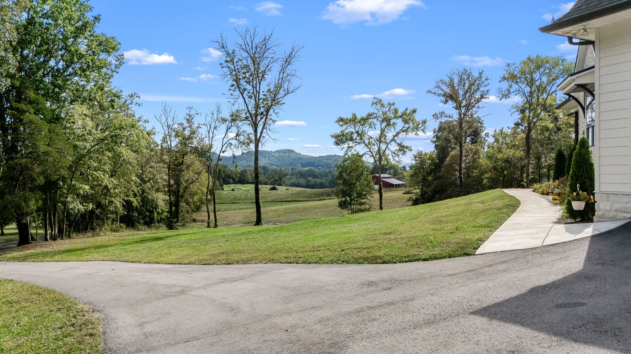 1425 Fuston Hollow Road Auburntown, TN 37016 - Photo 8 of 100