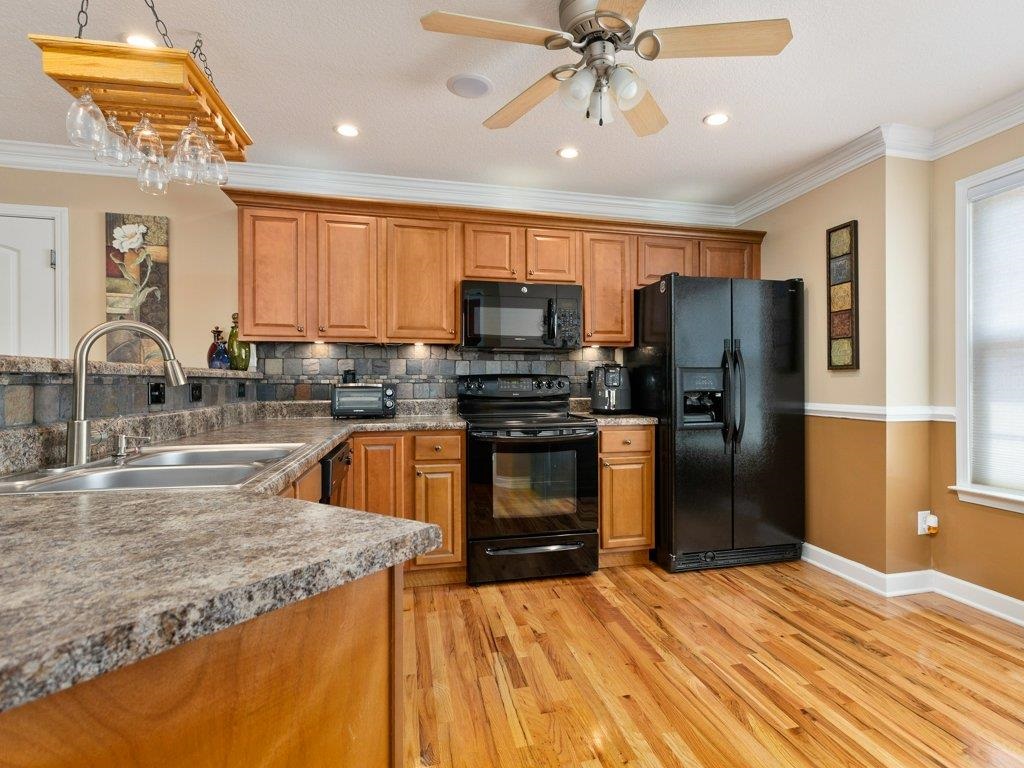 627 Hideaway Cove Inman, SC 29349 - Photo 6 of 35 Gallery Image 6