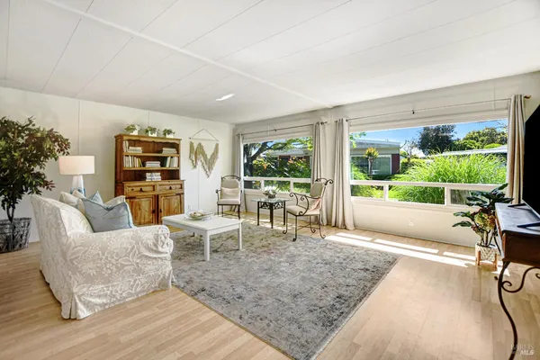 $225,000 | 160 Chiquita Camino, Sonoma, CA 95476