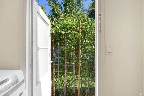 $225,000 | 160 Chiquita Camino, Sonoma, CA 95476