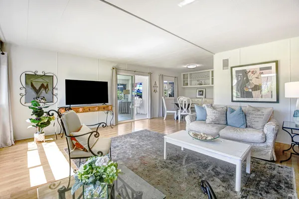 $225,000 | 160 Chiquita Camino, Sonoma, CA 95476