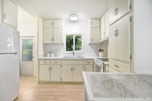 $225,000 | 160 Chiquita Camino, Sonoma, CA 95476