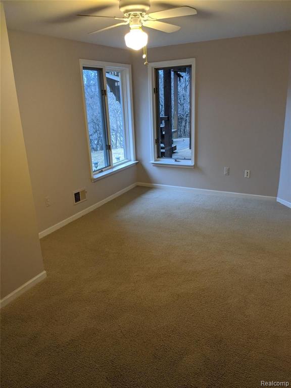 3255 Fairgrove Terrace Rochester Hills, MI 48309 - Photo 32 of 38