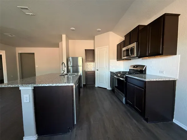 $1,850 | 136 Jackson Blue Lane, Kyle, TX 78640