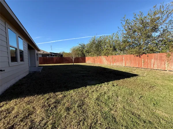 $1,850 | 136 Jackson Blue Lane, Kyle, TX 78640