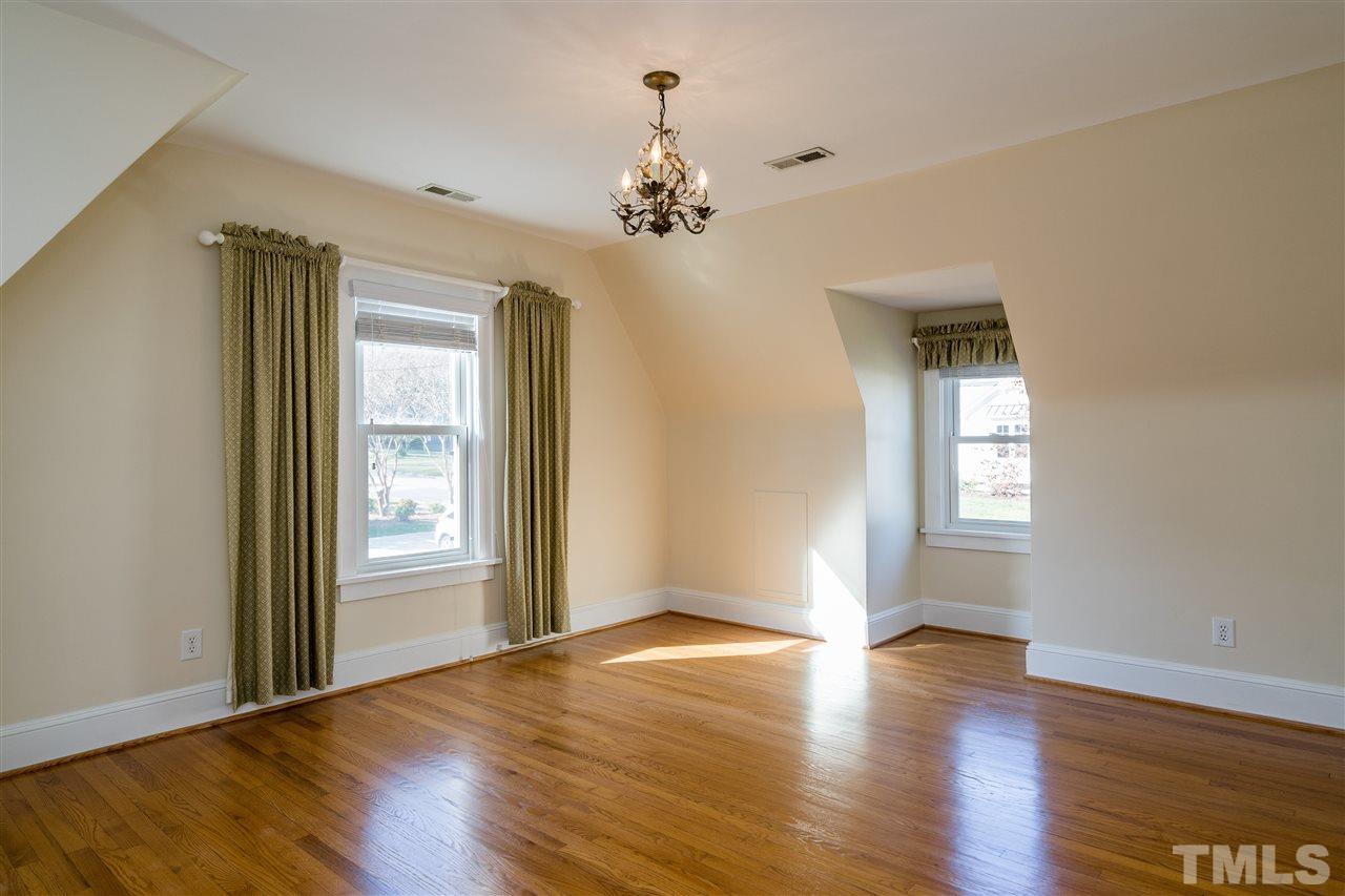 2106 Reaves Drive Raleigh, NC 27608 - Photo 15 of 30 Gallery Image 15