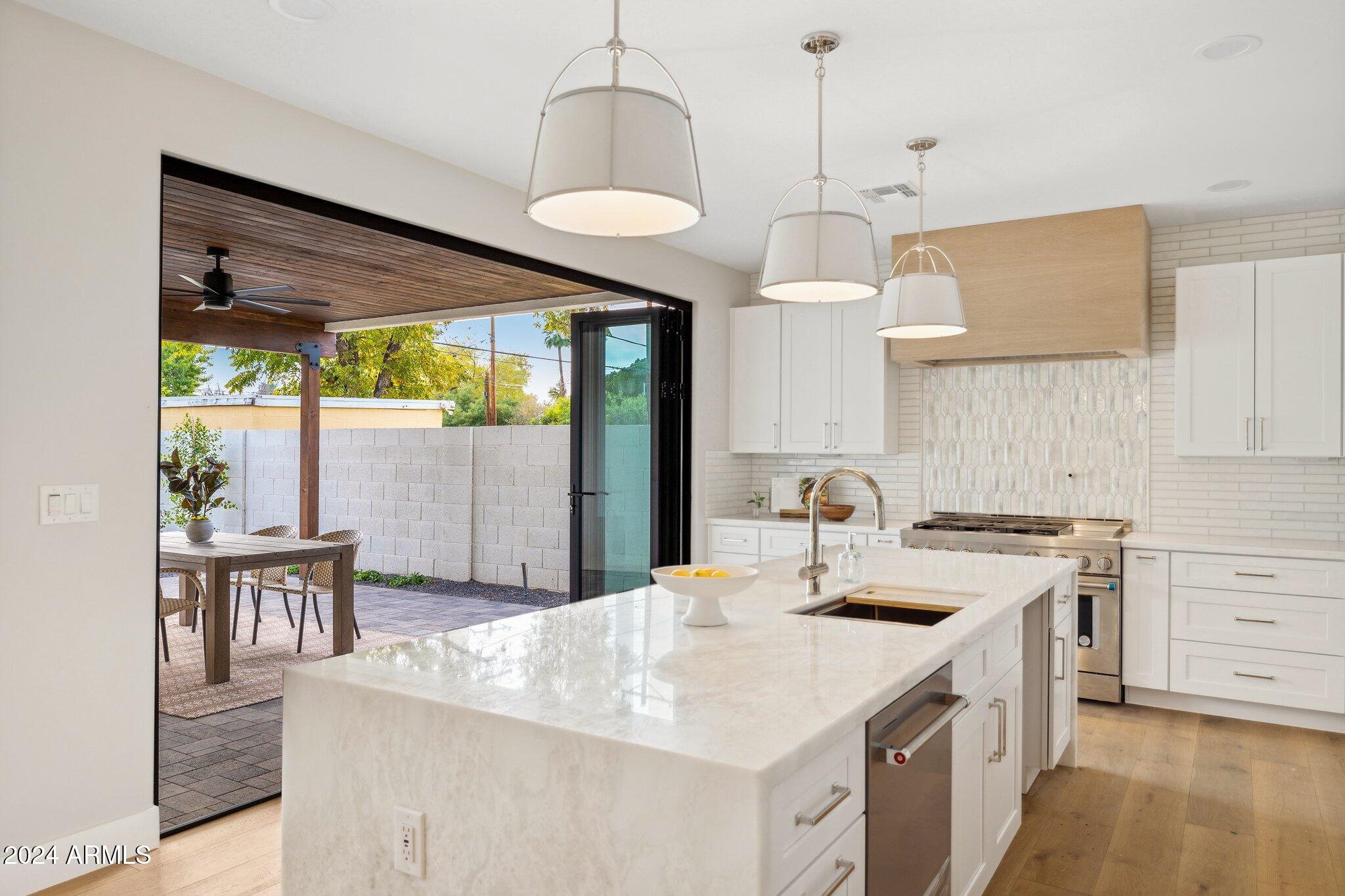 1001 West State Avenue Phoenix, AZ 85021 - Photo 7 of 25 16-web-or-mls-1001-w-state-ave