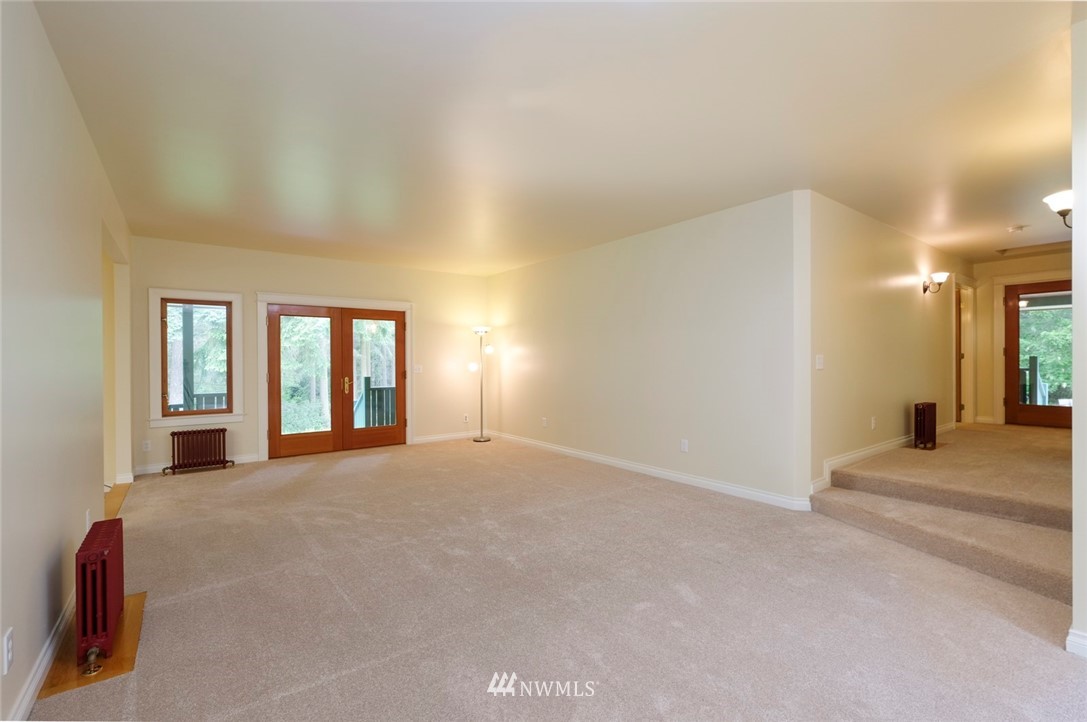 2080 South Discovery Road Port Townsend, WA 98368 - Photo 11 of 33 Gallery Image 11