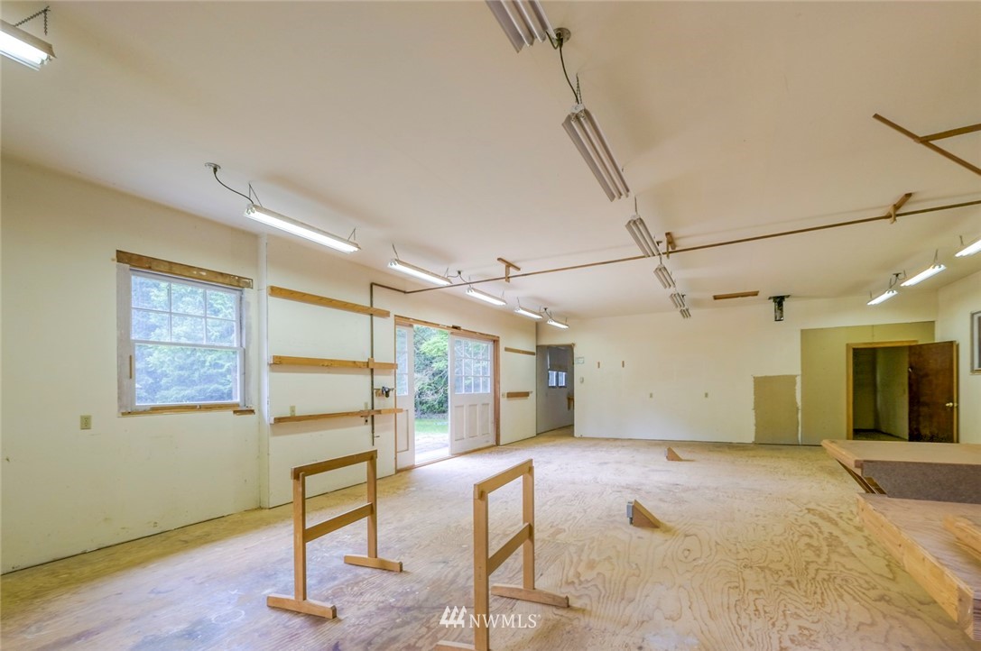 2080 South Discovery Road Port Townsend, WA 98368 - Photo 25 of 33 Gallery Image 25