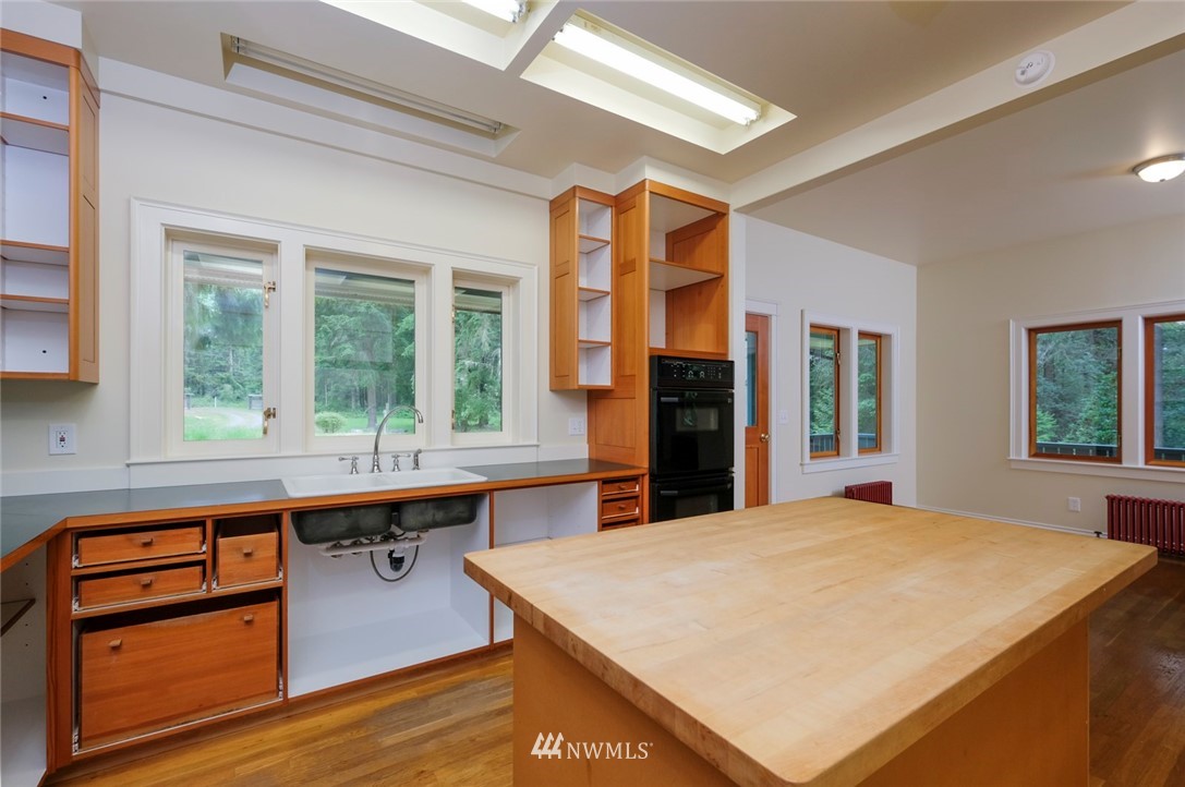 2080 South Discovery Road Port Townsend, WA 98368 - Photo 8 of 33 Gallery Image 8