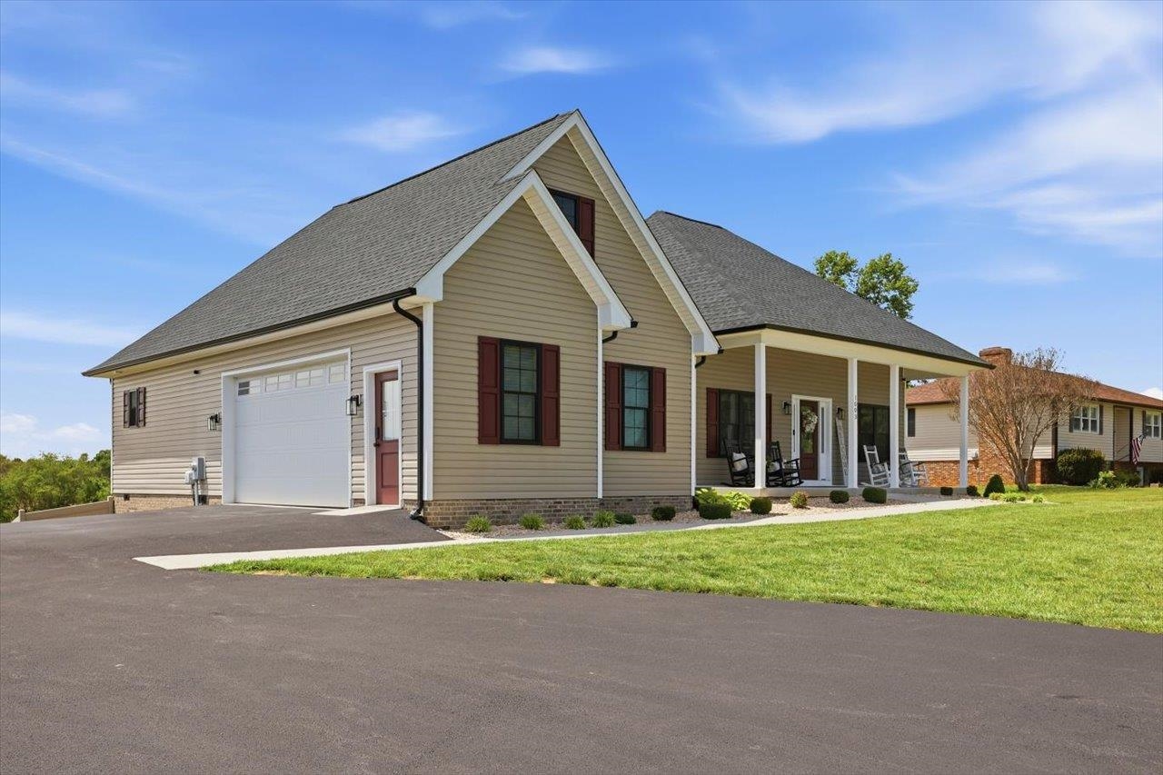 1003 Ladd Road Waynesboro, VA 22980 - Photo 37 of 53