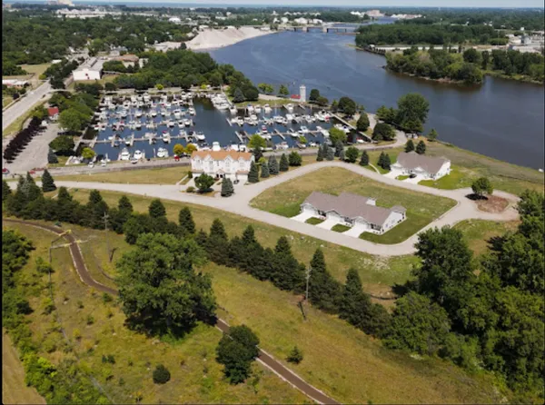 $549,000 | 39 Cove Drive, Bay City, MI 48706