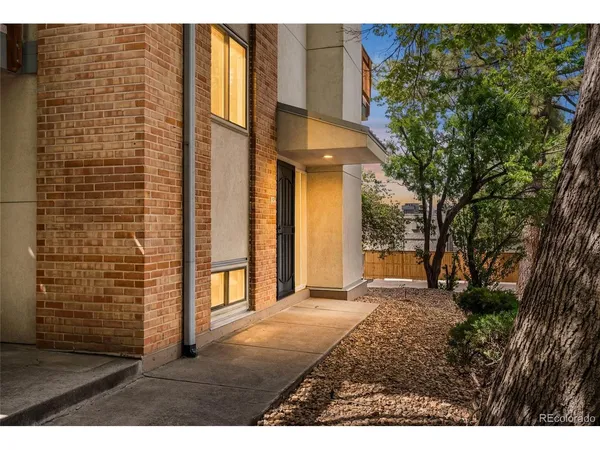 $380,000 | 2835 South Monaco Parkway, Unit 104, Denver, CO 80222