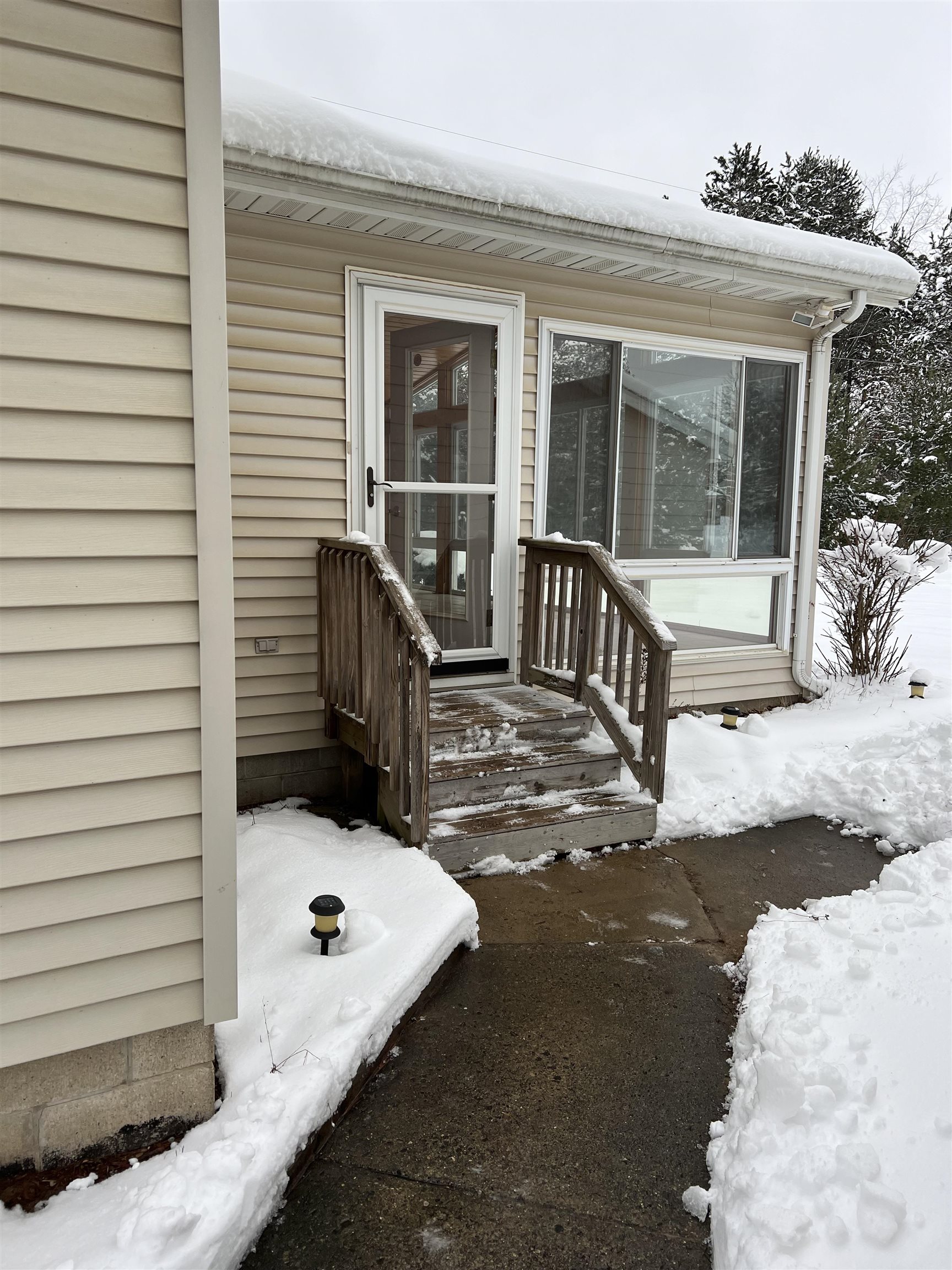 659 West Maple Road Farwell, MI 48622 - Photo 4 of 24