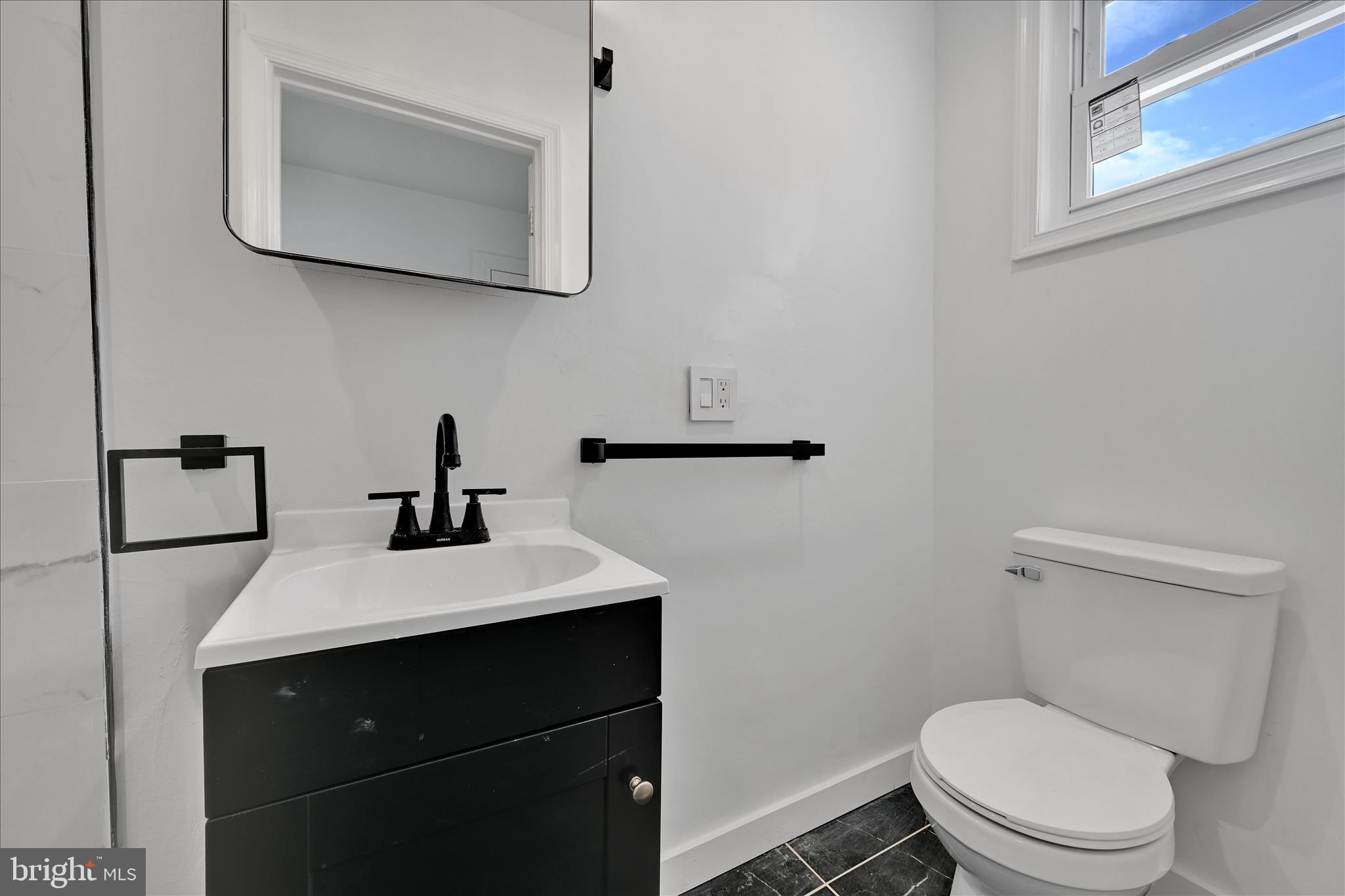 436 Locust Street Reading, PA 19604 - Photo 18 of 26 Bathroom