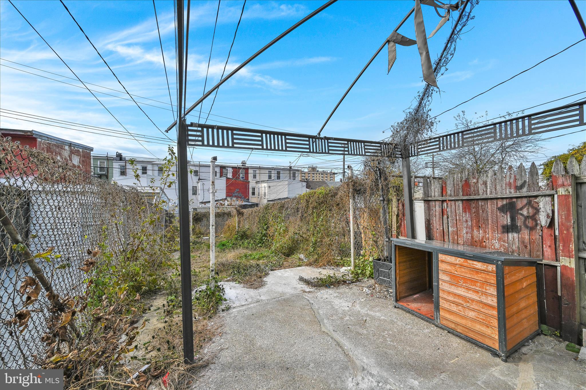 436 Locust Street Reading, PA 19604 - Photo 23 of 26 Back Patio
