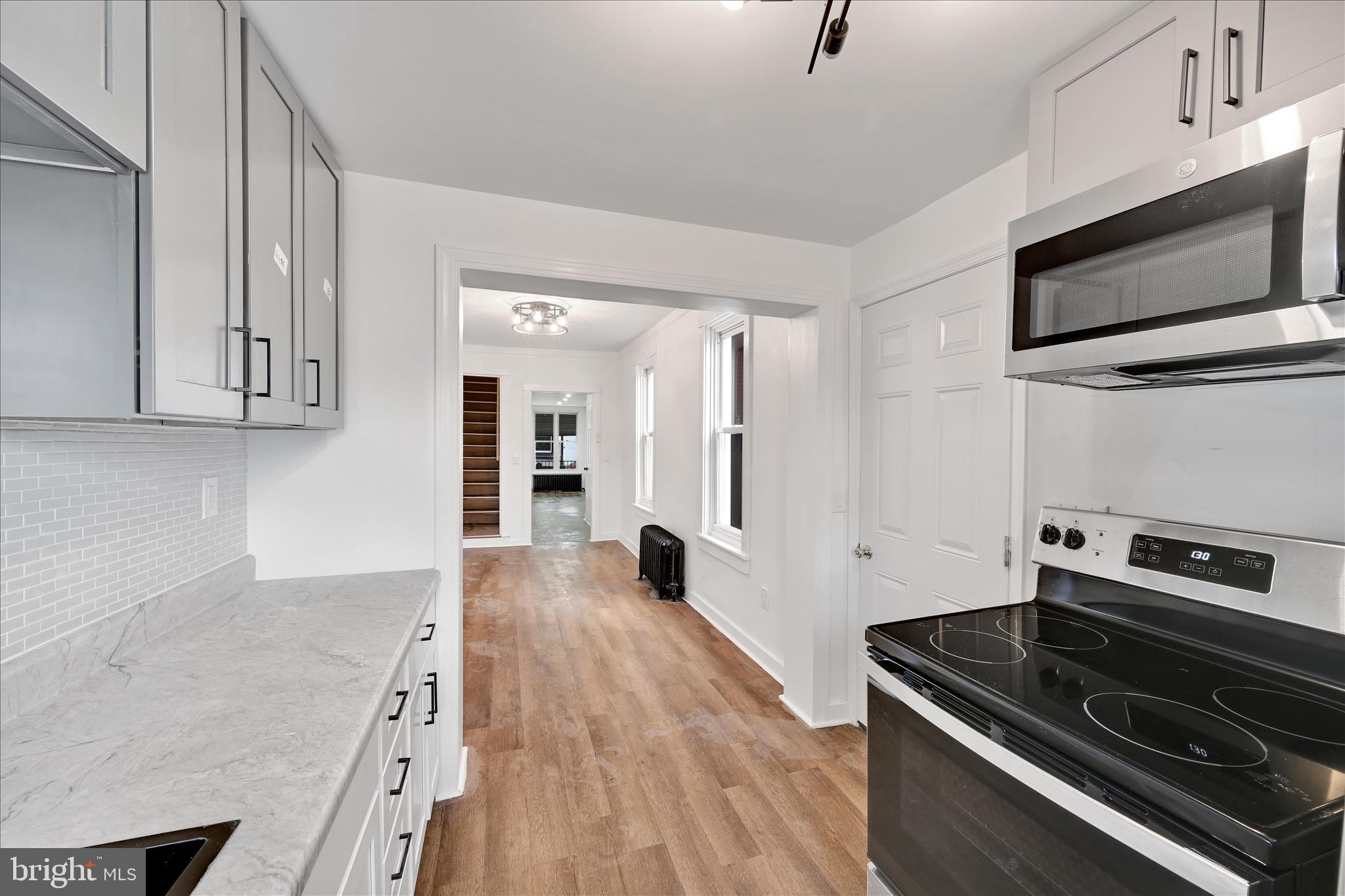 436 Locust Street Reading, PA 19604 - Photo 10 of 26 Kitchen