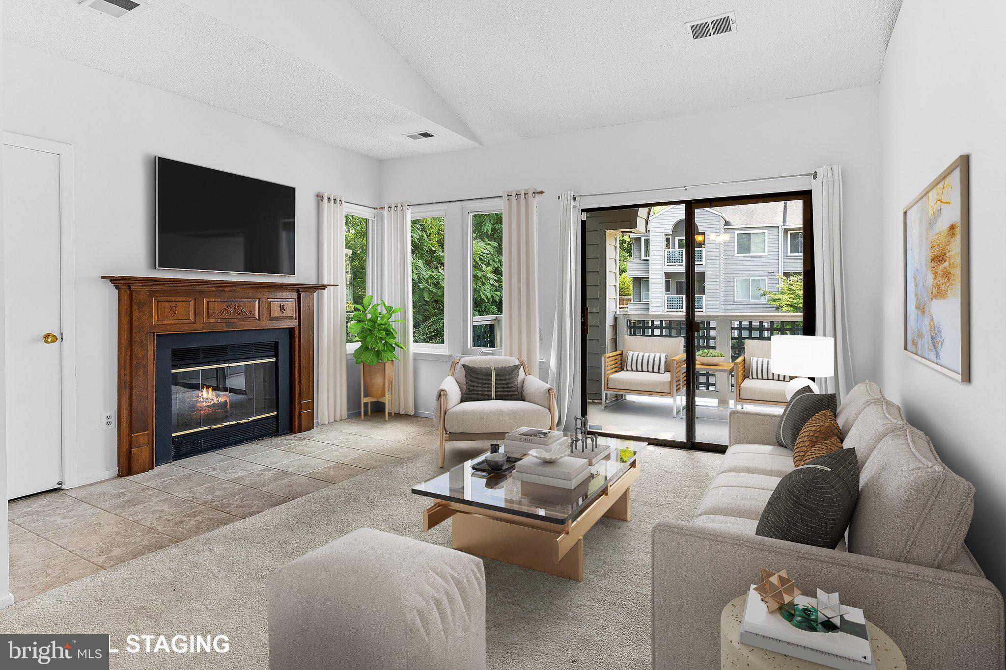 Virtually Staged to Show Potential