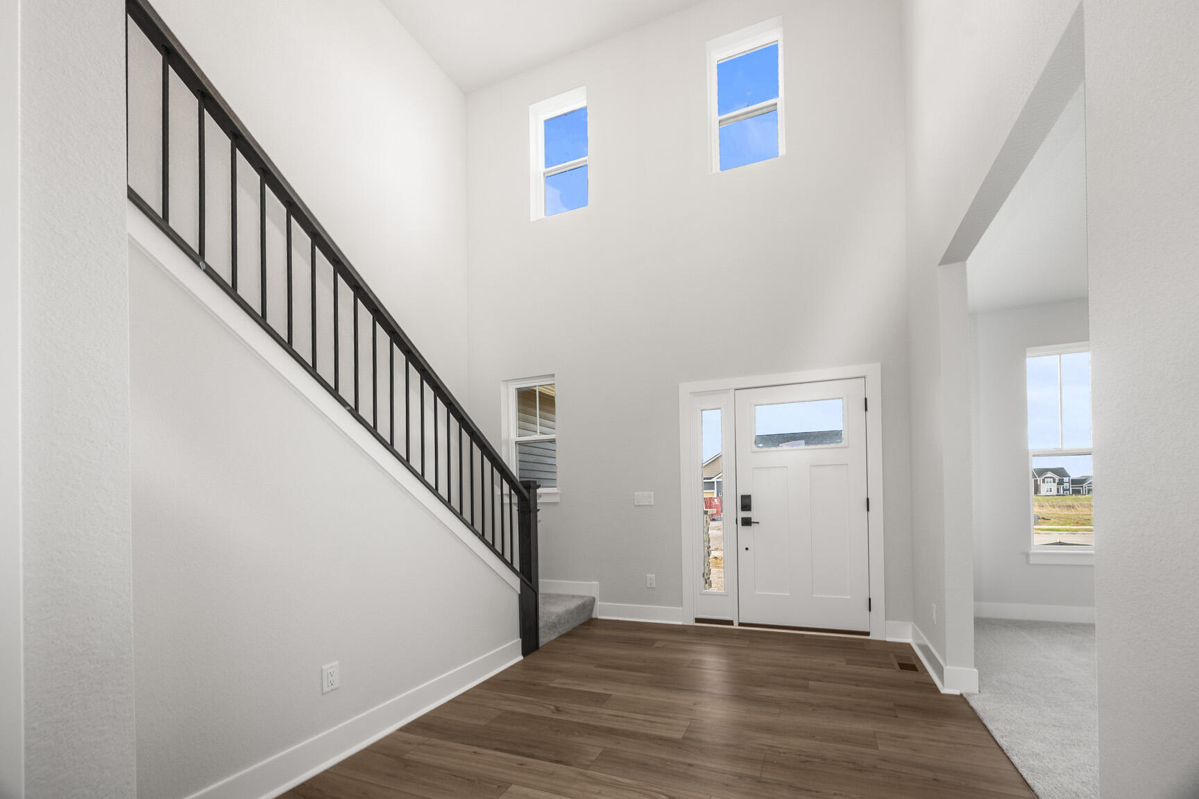 1750 Switchgrass Street Oconomowoc, WI 53066 - Photo 22 of 43 2-story entryway