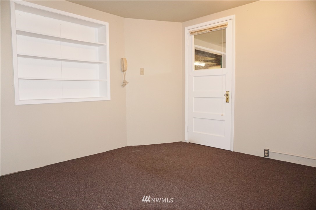 4112 Petersville Road Northeast Bremerton, WA 98310 - Photo 21 of 25 Gallery Image 21