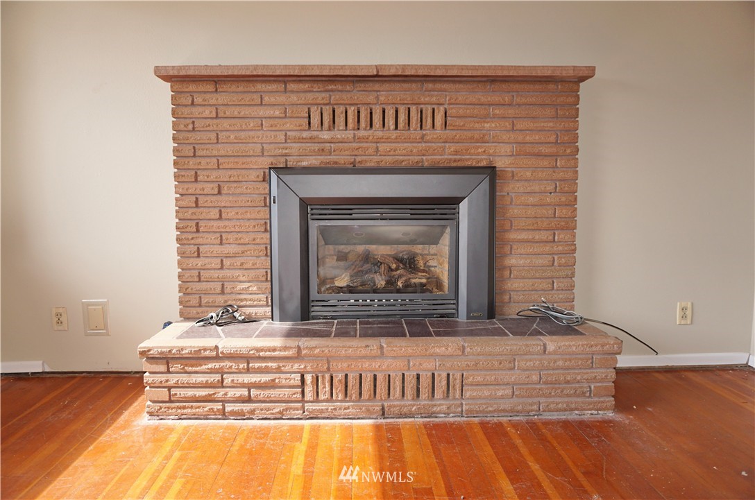 4112 Petersville Road Northeast Bremerton, WA 98310 - Photo 9 of 25 Gallery Image 9