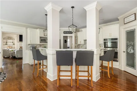 $875,000 | 2621 Trailing Ivy Way Northeast, Buford, GA 30519