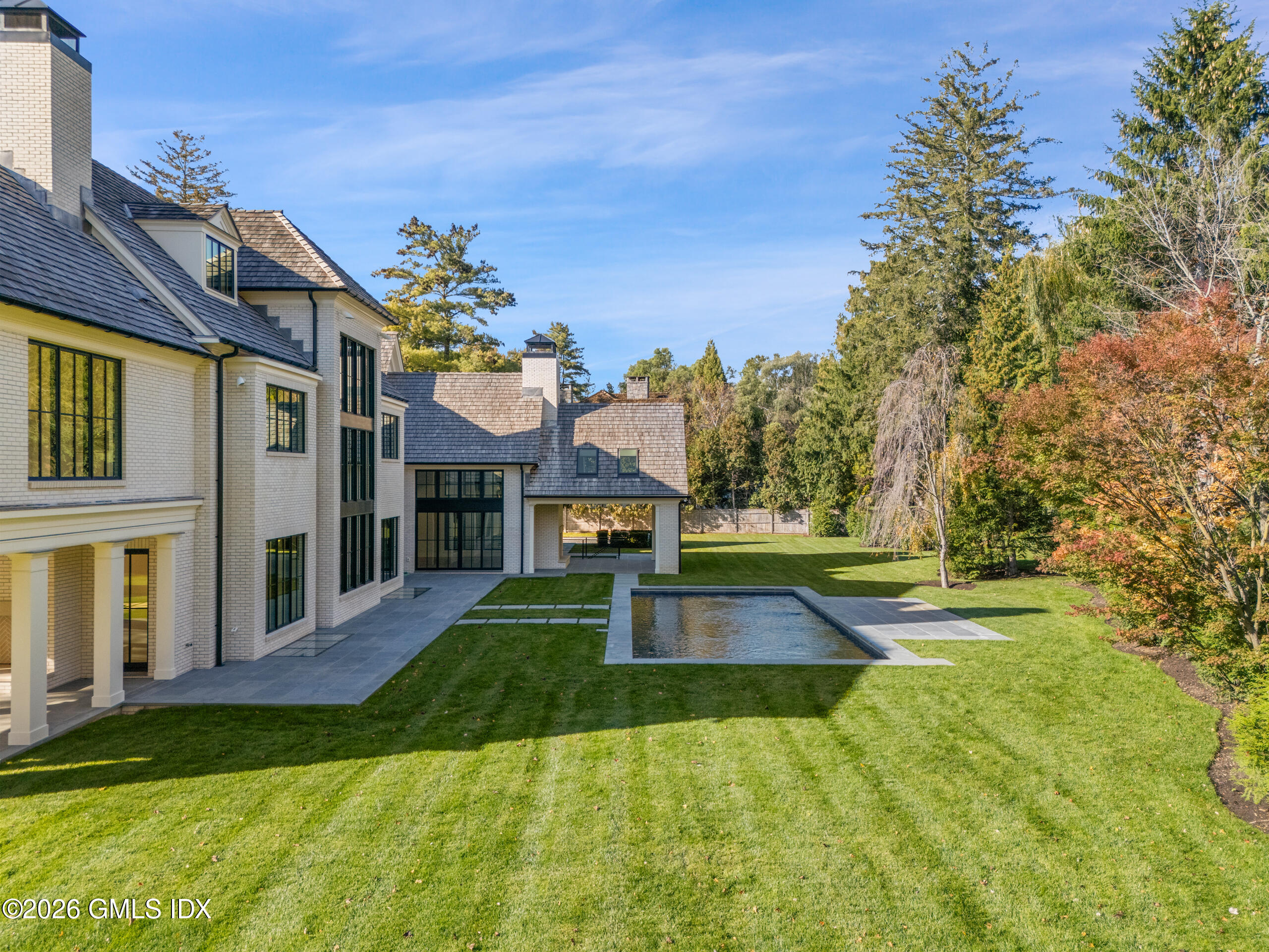 7 Parsonage Road Greenwich, CT 06830 - Photo 46 of 47 POOL AND YARD