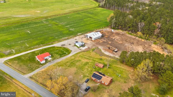 a view of an outdoor space