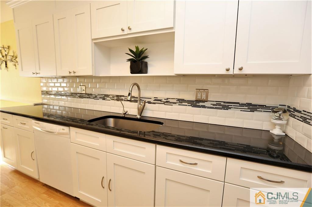 4 Constable Road Kendall Park, NJ 08824 - Photo 13 of 25 Gallery Image 13