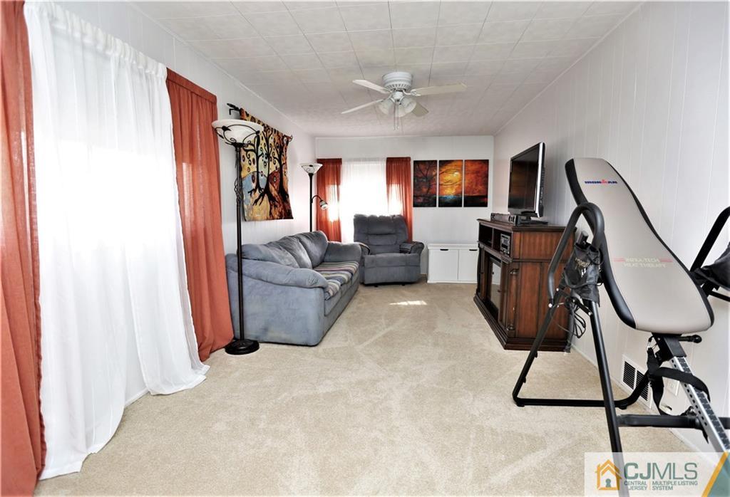 4 Constable Road Kendall Park, NJ 08824 - Photo 15 of 25 Gallery Image 15