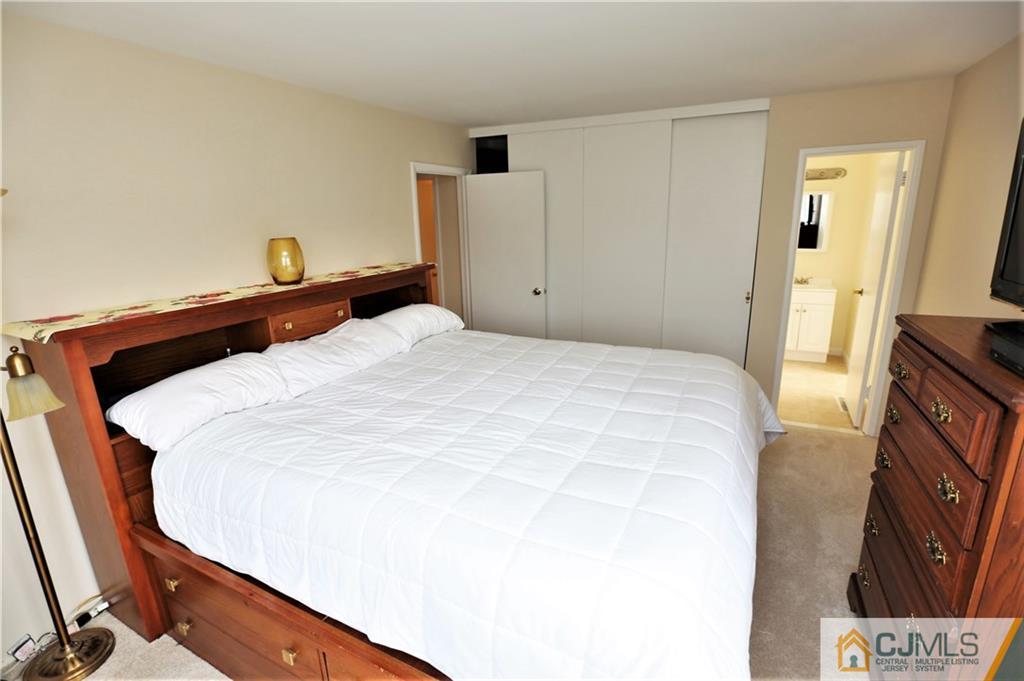 4 Constable Road Kendall Park, NJ 08824 - Photo 17 of 25 Gallery Image 17