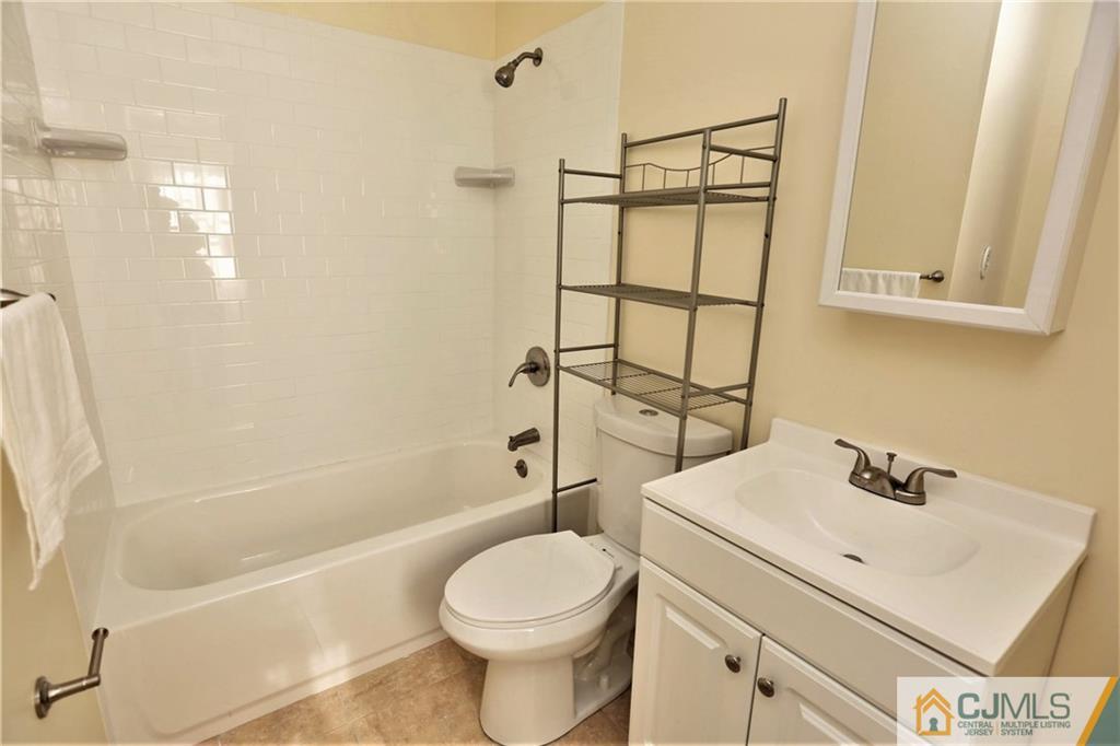 4 Constable Road Kendall Park, NJ 08824 - Photo 19 of 25 Gallery Image 19