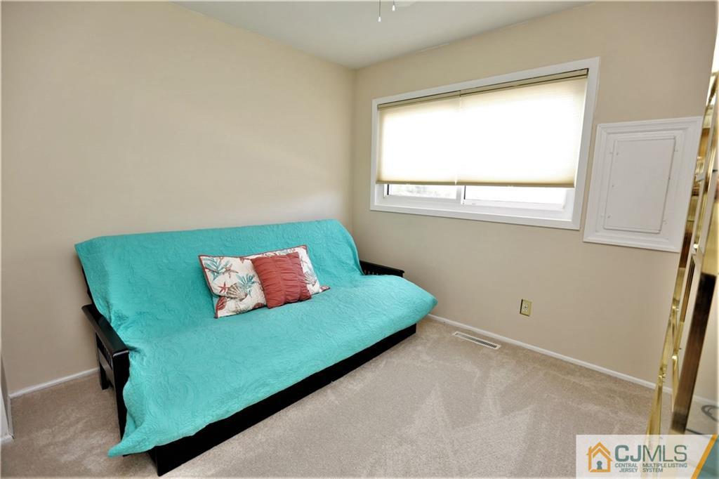 4 Constable Road Kendall Park, NJ 08824 - Photo 22 of 25 Gallery Image 22