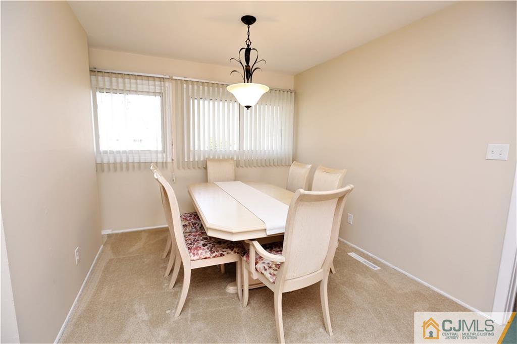 4 Constable Road Kendall Park, NJ 08824 - Photo 8 of 25 Gallery Image 8